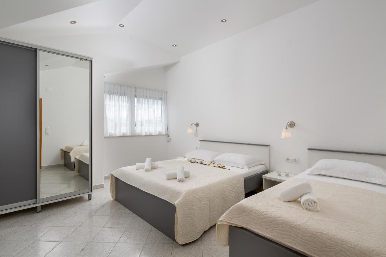 Villa Kristina Trogir Ngoại thất bức ảnh